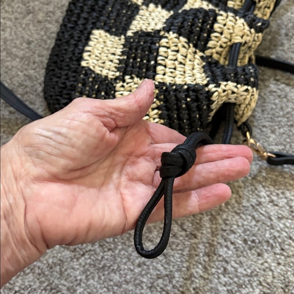 Universal thread handbag, excellent condition - Picture 8 of 8